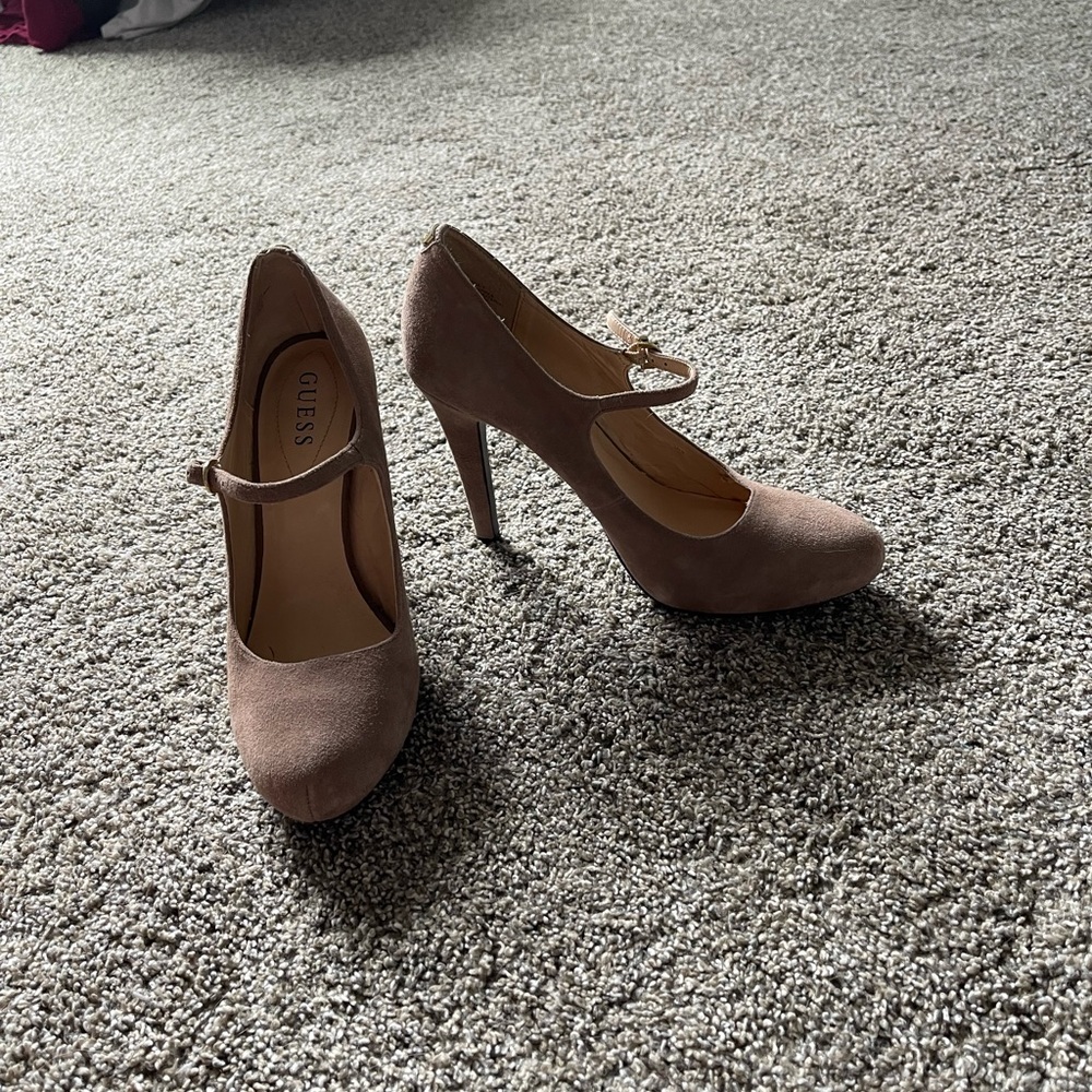 Guess Tan Heels